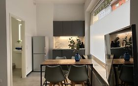 2-Zimmer-Apartment in Top-Altstadt-Lage mit Parken und Klimaanlage